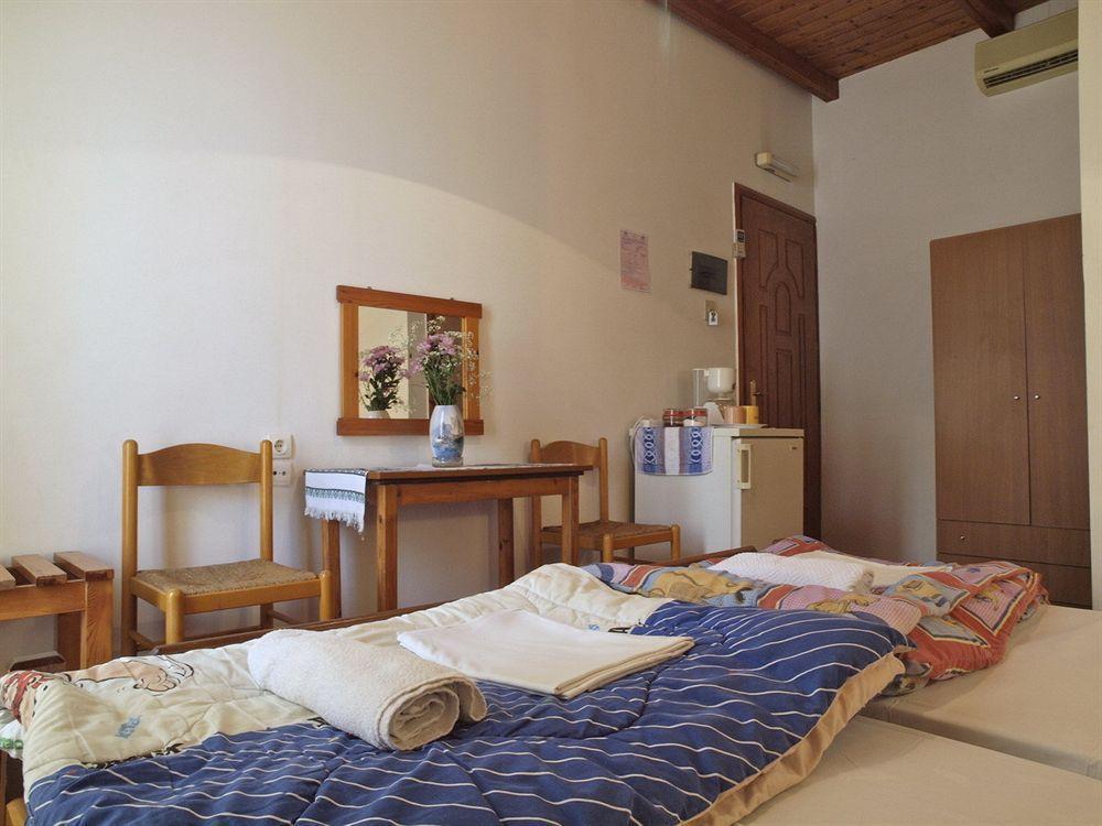 Diporto Casa de hóspedes Chrissi Akti Chania
